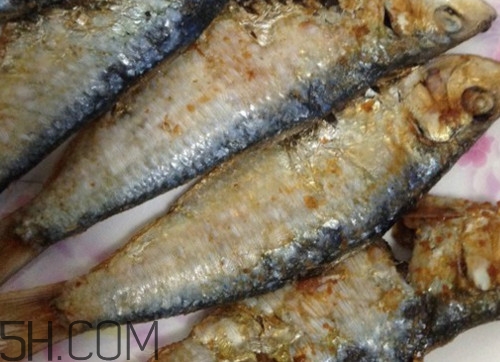 咸魚是不是海鮮？咸魚是不是咸水魚？