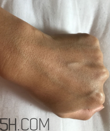 小蜜蜂潤膚露怎么樣？小蜜蜂潤膚露好用嗎？