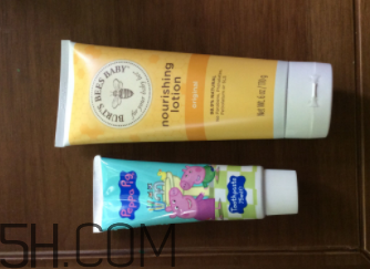 小蜜蜂潤(rùn)膚露多少錢(qián)？小蜜蜂潤(rùn)膚露貴不貴？