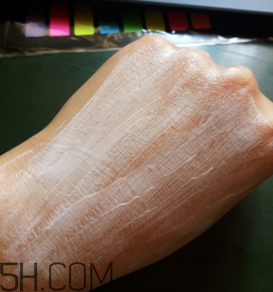 小蜜蜂水洗面膜敷多長(zhǎng)時(shí)間？小蜜蜂水洗面膜用法