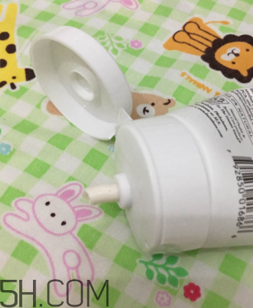 小蜜蜂水洗面膜敷多長(zhǎng)時(shí)間？小蜜蜂水洗面膜用法