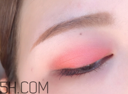 vnk四色眼影103怎么畫？vnk四色眼影103畫法步驟