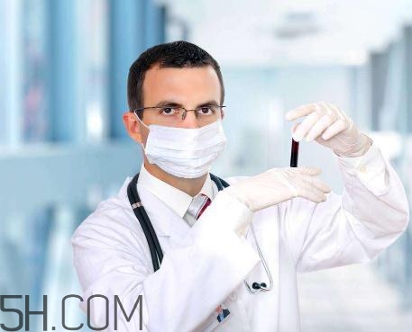 精索靜脈曲張可以穿牛仔褲嗎？精索靜脈曲張可以泡腳嗎？