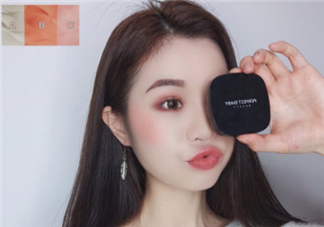 腮紅怎么打顯臉小 不同臉型怎么畫腮紅顯臉小