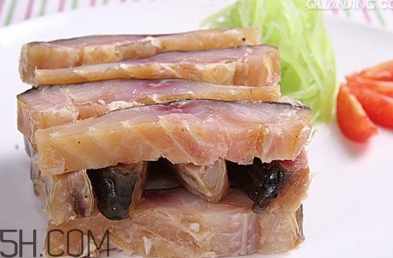 如何去除咸魚的腥味？咸魚一般要蒸多久時間