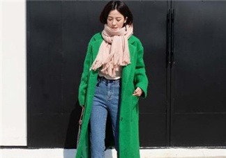 綠色大衣配什么顏色打底衫？綠色大衣里面配什么？