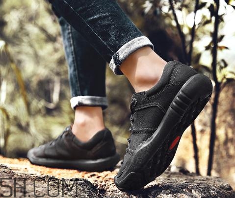 登山鞋可以跑步嗎？登山鞋可以平時穿嗎？