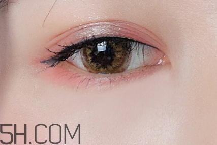 維尼小熊眼影好用嗎？維尼小熊眼影色號(hào)試色