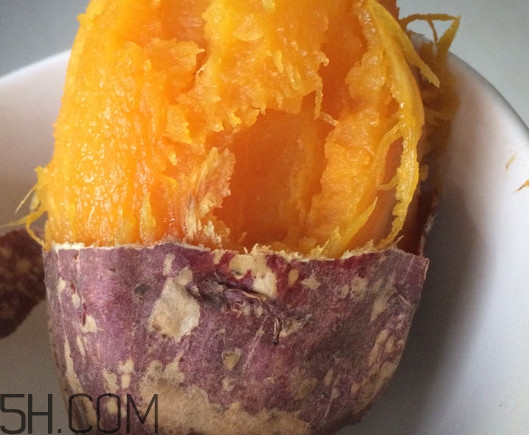 烤紅薯上火嗎？沒(méi)有烤箱怎么做烤紅薯