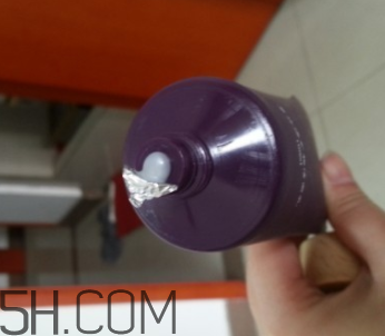 御泥坊黑玫瑰潔面乳怎么樣？御泥坊黑玫瑰潔面乳好用嗎？