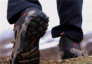 徒步鞋可以登山嗎？徒步鞋能跑步嗎？