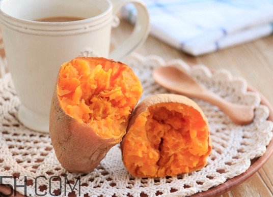 烤紅薯為什么比蒸熟的紅薯香？用微波爐烤紅薯要多長(zhǎng)時(shí)間