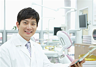 牙周炎會(huì)引起頭痛嗎？牙周炎有哪些并發(fā)癥？