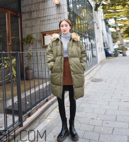 綠色羽絨服怎么搭配？綠色羽絨服搭配圖片