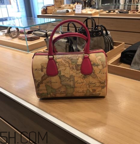 alviero martini多少錢？alviero martini在哪買？