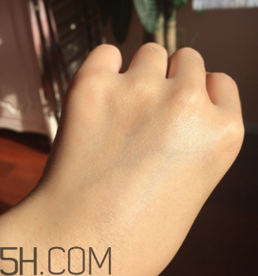 御泥坊礦物養(yǎng)膚霜怎么樣？御泥坊礦物養(yǎng)膚霜好用嗎？