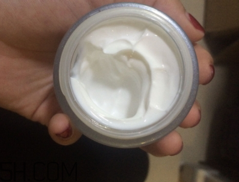 溫碧泉四件套價格 溫碧泉四件套使用步驟 溫碧泉四件套價格 溫碧泉四件套使用步驟