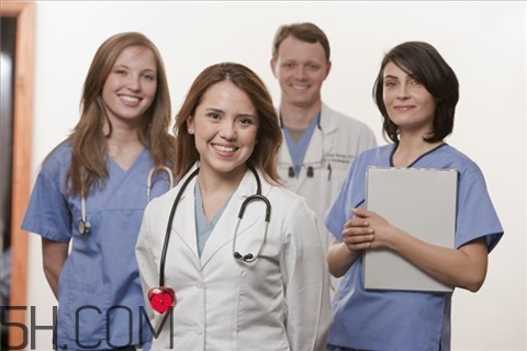 牙周炎吃甲硝唑好嗎？牙周炎吃阿莫西林好嗎？