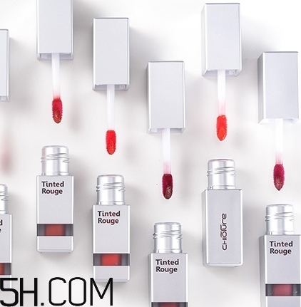 稚優(yōu)泉天空之境水光唇釉好用嗎_多少錢？