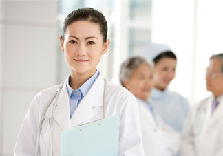 沙眼可以割雙眼皮嗎？沙眼可以做美瞳線嗎？