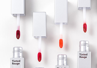 稚優(yōu)泉天空之境水光唇釉色號 稚優(yōu)泉水光唇釉試色