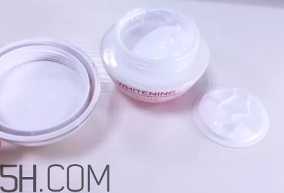 歌麗姬寶素顏霜好用嗎？歌麗姬寶素顏霜的評價(jià)