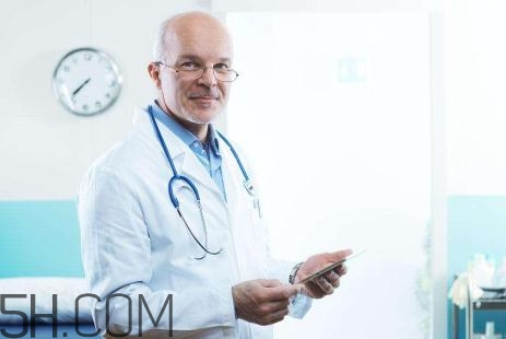 前列腺癌會發(fā)燒嗎？前列腺癌會尿血嗎？