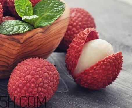 說女的荔枝什么意思？荔枝女什么意思？