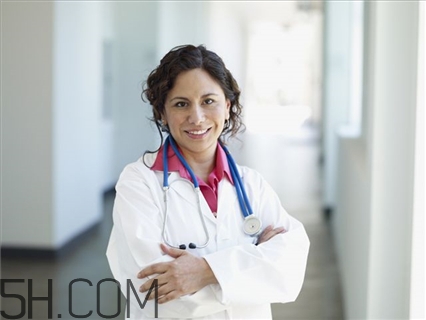 老花眼能恢復(fù)正常嗎？老花眼可以考駕照嗎？