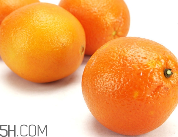 柳橙和臍橙有什么區(qū)別？橙子為什么叫柳丁