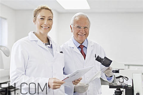 老花眼會越來越嚴重嗎？老花眼會失明嗎？