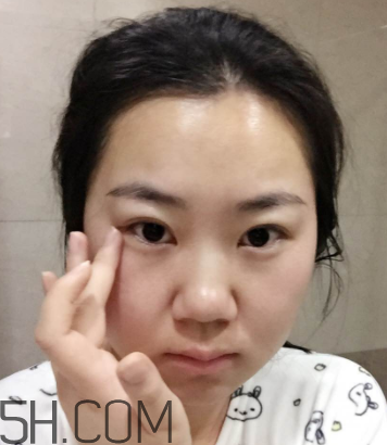 御泥坊紅石榴眼霜怎么樣？御泥坊紅石榴眼霜好用嗎？