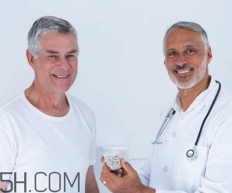 前列腺癌要化療嗎？前列腺癌要切除睪丸嗎？