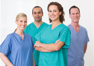 老花眼是什么癥狀？老花眼是白內(nèi)障嗎？