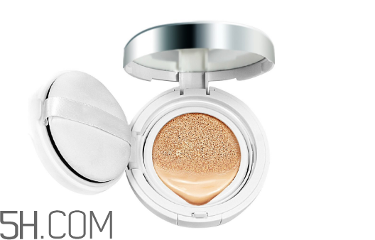 氣墊bb霜和粉餅有什么區(qū)別？粉餅的使用方法