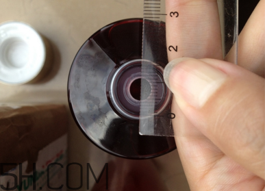 雅詩(shī)蘭黛紅石榴系列哪個(gè)好？雅詩(shī)蘭黛紅石榴水真假對(duì)比圖