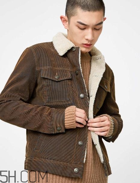 燈芯絨衣服會縮水嗎？燈芯絨衣服粘毛嗎？