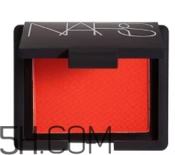 番茄色口紅顯白嗎？番茄色口紅好看嗎？