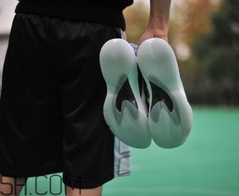 361度戟鋒籃球鞋多少錢？361度戟鋒籃球鞋實(shí)戰(zhàn)測評