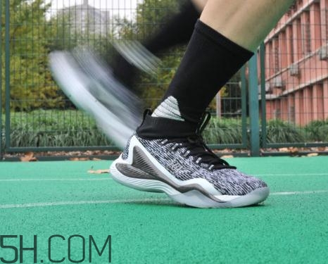 361度戟鋒籃球鞋多少錢？361度戟鋒籃球鞋實(shí)戰(zhàn)測評