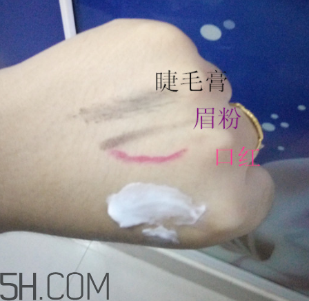 一葉子酪梨潔面乳怎么樣？一葉子酪梨潔面乳好用嗎？