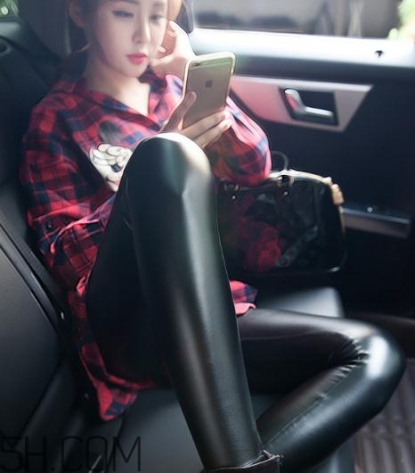 皮褲為什么會掉皮？皮褲掉皮怎么辦？