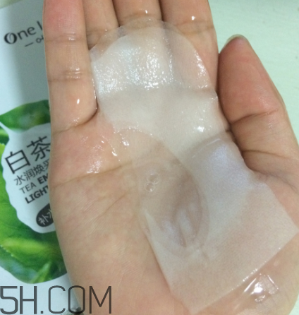 一葉子白茶眼膜怎么樣？一葉子白茶眼膜怎么用？