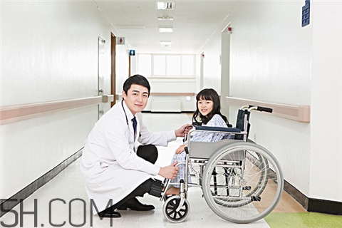 胃出血好了還能喝酒嗎？胃出血好了能吃面包嗎？