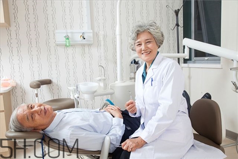 骨折能喝酒嗎？骨折能抽煙嗎？