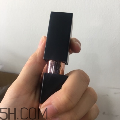 詩佩妮唇膏多少錢_詩佩妮唇膏專柜價格 詩佩妮唇膏多少錢_詩佩妮唇膏專柜價格