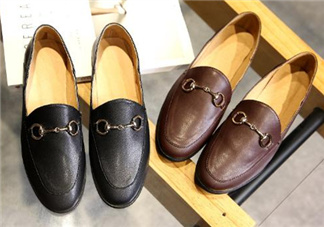 樂福鞋買大還是買??？樂福鞋會(huì)越穿越大嗎？