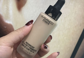 mac奶瓶粉底液好用嗎_mac奶瓶粉底液評測