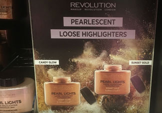 露華濃散粉哪款好用_露華濃散粉有幾款