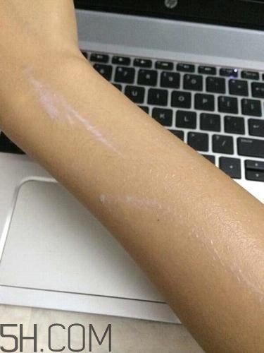 mistine防曬霜價(jià)格 mistine防曬霜測(cè)評(píng) mistine防曬霜價(jià)格 mistine防曬霜測(cè)評(píng)